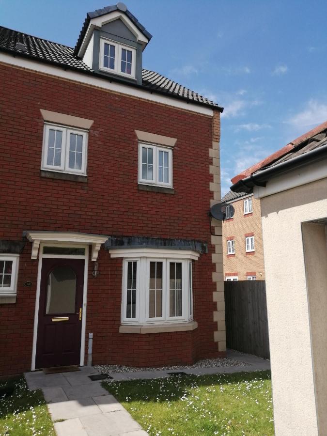 Bridge House Apartman Llanelli Kültér fotó